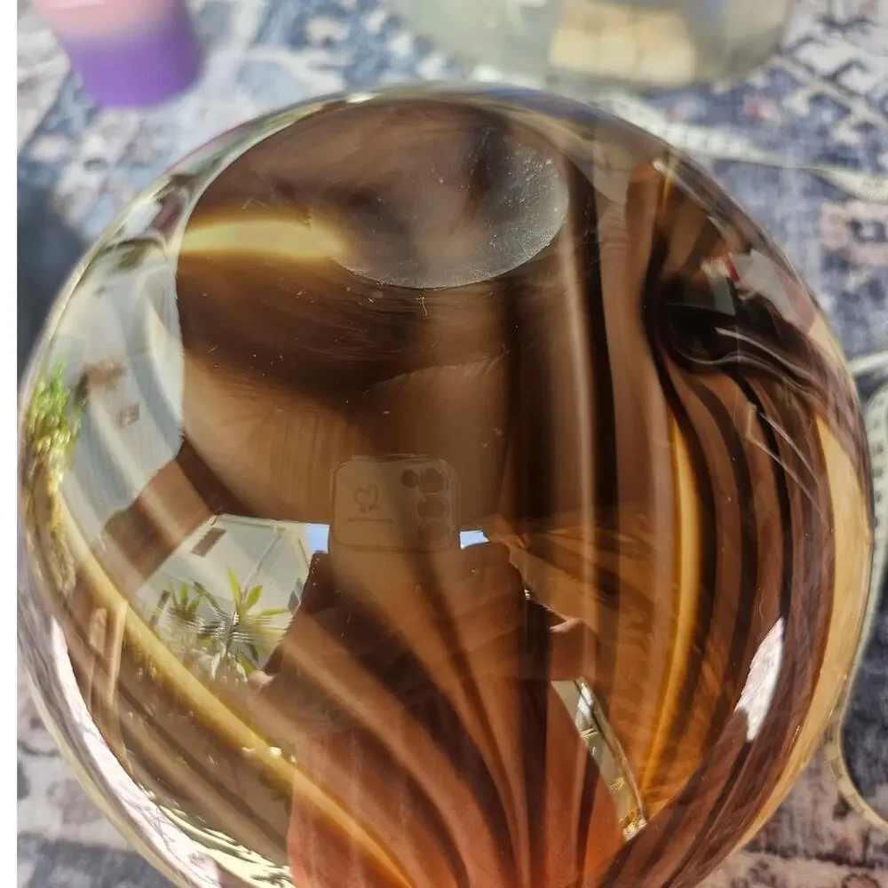 Gorgeous Circular Round Vase 3